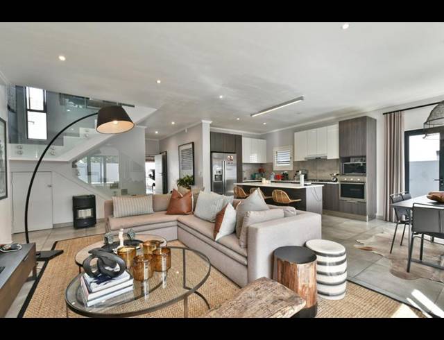 3 BEDROOM HOUSE FOR SALE IN BRYANSTON